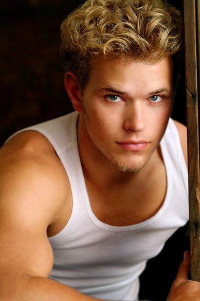 kellanlutz.jpg